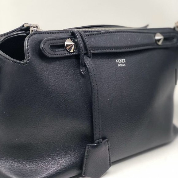 FENDI - Picture 1 of 7